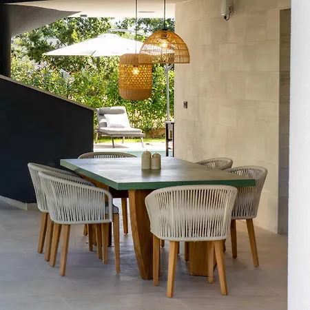 Vila Tranquilla By Seeadria Agency